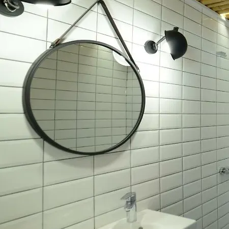 アパート Mazi7thfloor #1