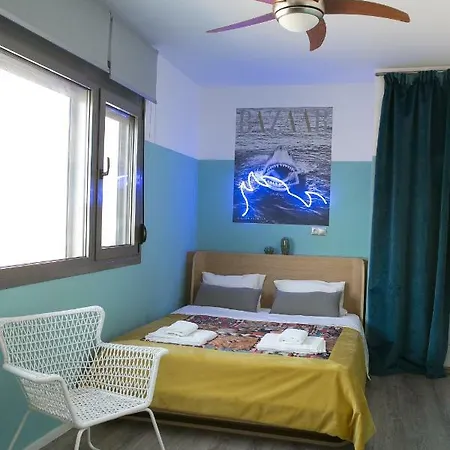 アパート Mazi7thfloor #1