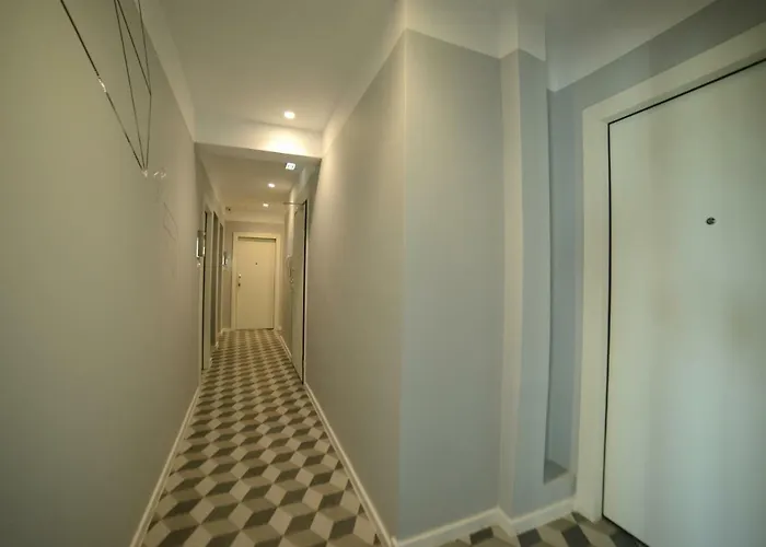 Mazi7thfloor #1 *